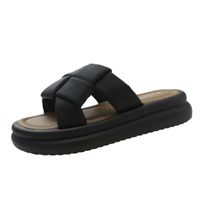 Summer New Fashion Square Woven Flat Bottom Beach Slippers for Women with Thick Bottom Casual Sandals
