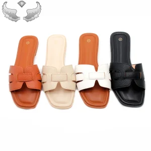 Summer New Square Head Women’s Sandals Non-slip Outdoor Wear Slippers Open Toe Beach Flat Sandals Women New Styles Sandals