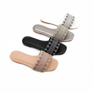 Summer Rhinestone Slippers Female Wear Leisure Breathable Comfortable Female Slippers