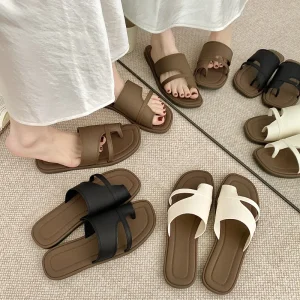 Summer Toe Cool Sandals for Women Simple and Retro Style Slip Resistant and Versatile Flat Beach Shoes