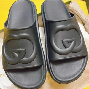 Summer Trend Designer Women’s Thick Sole Outdoor Casual Slippers Luxury High Quality Customizable