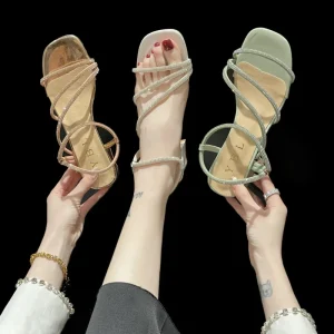 Summer Women’s Korean Sweet Fashion Solid Rhinestone Square Heel Girls Sandals