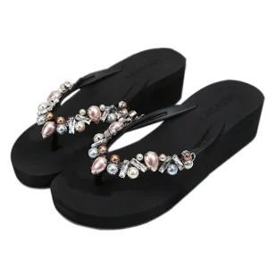 Summer Women’s Red Flip Flops with Shell Rhinestones Light Weight Fashion Trend Personalized Beach Slippers