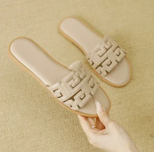 Summer Women’s Shoes Versatile Sandals One Foot Stomping Women’s Shoes External Slippers Low Heel Round Toe Slippers