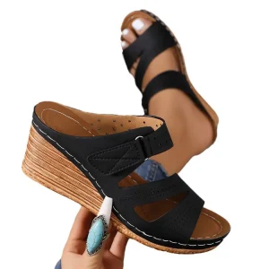 Thick Soled Round Toe One-piece Outerwear New Summer Wedge Heel Plus Women’s Fashionable Sandals 43 in Stock