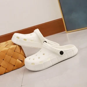 Unisex EVA Sports Shoes Breathable Garden Slippers Cartoon Foam Rubber Classic Beach Sandals for Men Women for All Season
