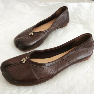 Vintage Women’s Washed Horsehide Flat Shoes Suitable for Daily Commuting and Versatile Flat Shoes