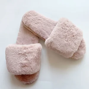 Warm Comfort Lightweight Women’s Casual Slippers Fuzzy Plush Indoor Winter Shoes Soft Furry Slides