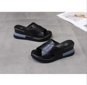 Wedge Slippers Women’s Thick-Soled Fashion Summer Internet-Famous New Style Peep-Toe High-Heeled Shoes Soft Leather Sandals