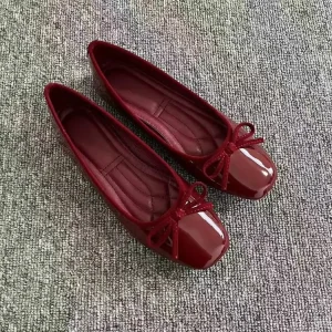 Wine Red French Elegant Women’s Shoes Square Toe Spring Flat Shoes Shallow Mouth Patent Leather Fashion Mary Jane Shoes