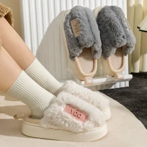 Winter Soft Indoor Ladies Shoes Women’s Slippers Home Couple Flat Warm Plush Shoes New Fashion House Faux Fur Warm Slipper