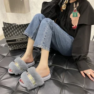 Women’s Autumn Winter Suede Fur Slippers Comfortable Slip-On for Home and Outdoor Use