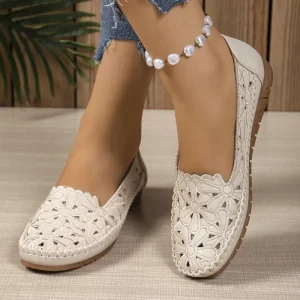 Women’s Beige Cut-Out Breathable Moccasins Comfortable Women’s Flat Shoes Slip-On Casual Loafers for Daily Wear