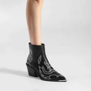 Women’s Black Ankle Western Cowboy Boots with Studded Embroidery Pointed Toe Chunky Heel Cowgirl Boots for Party and Fashion