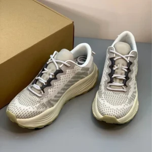 Women’s Breathable Knitted Sports Mesh TPU Midsole Toe Running Sneakers Autumn Fashion Trend Color Matching Lace Up Walking Shoes