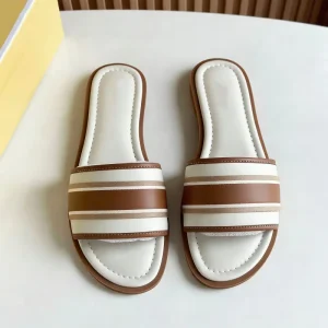 Women’s Breathable Non slip Summer Fashion Casual Designer Flat Sandals Ladies Slippers