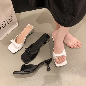 Women’s Bridal Shoes Pointed Toe Strap Decoration Waterproof Breathable Simple Design