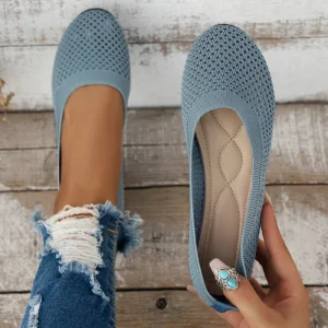 Women’s Casual Breathable Soft Sole Knit Mesh Flats Shoes Lightweight and Slip On Shoes Women’s Flat Shoes