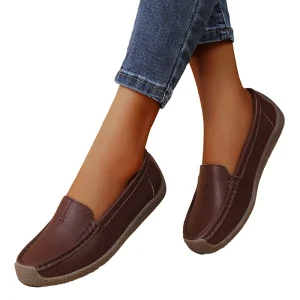 Women’s Casual Loafers Soft Surface Flat Shoes Slip On Closure Comfortable Large Size Moccasins for Mom for Autumn Season