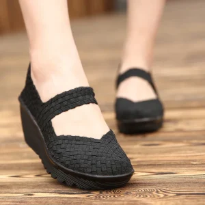 Women’s Casual Running Breathable Woven Mesh Fabric Flat Shoes