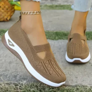 Women’s Casual Shoes