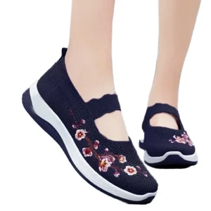 Women’s Casual Shoes Summer New Style Fly-Knit Breathable Mesh Slip-On Floral Soft Sole Comfortable Large Size Cloth
