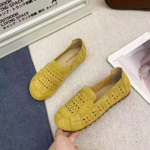 Women’s Casual Shoes with Flat Synthetic Leather Uppers Anti-slip Soles Comfortable and Lightweight Walking Shoes