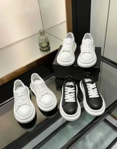 Women’s Casual Sneakers Korean Height Increasing Running Shoes Trend Fashion