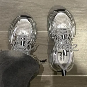 Women’s Casual Sneakers New Fashion Lightweight Spring Single Layer Breathable Torre Shoes All Match Autumn