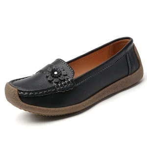 Women’s Casual Spring Loafers Comfortable Flat Shoes with Soft Sole and Surface Mom Moccasins in Large Size for Autumn