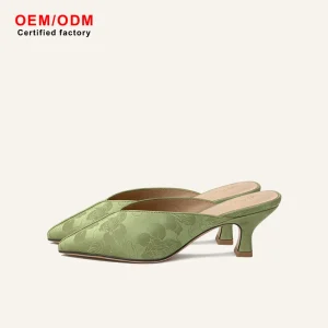Women’s Chinese Style Formal Closed Toe Mules Lightweight Soft Fashion Trend Pointed Toe Slides Thin Heels