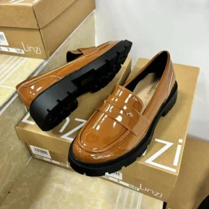 Women’s Classic Oxfords Dress Shoes Slip-On Leather Loafer with Flat Design Patent Leather Upper for Daily Life