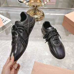 Women’s Classic Retro Distressed Sneakers Breathable and Skin friendly Genuine Leather Casual Shoes