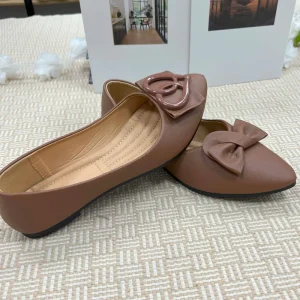Women’s Comfortable Dress Shoes Flats Office Daily Use Soft Leather PU Insole Business Shoes Summer Winter