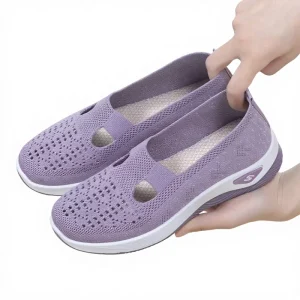 Women’s Comfortable Flat Sneaker for Winter Healthy Outdoor Walking Casual Slip-On Shoes New Summer Design with Solid Pattern