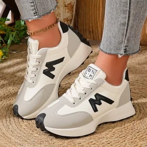 Women’s Comfortable Lace-Up Sneakers Lightweight Casual Shoes Versatile Skateboard Running Shoe Trainers Loafers for All Seasons