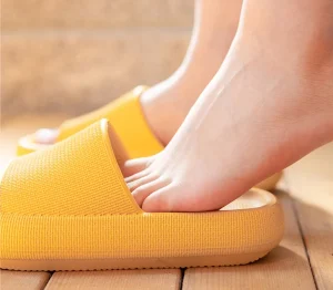 Women’s Comfortable Muffin EVA Slippers with Thick Soft Bottom Increased House Cloud Slide Pillow Light Summer Mules