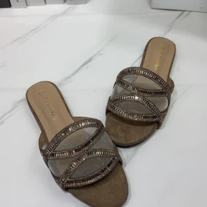 Women’s Comfortable Open Toe Summer Flat Slippers Fashionable PU Outdoor Beach Suede with Rhinestones and Anti Slip Mesh