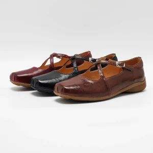 Women’s Comfortable Slip-On Smooth Vintage Burnished Dress Flats