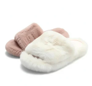 Women’s Cozy Open Toe Indoor Flip Flops Soft Plush Upper Faux Fur Midsole Anti-Slippery Thermal Rubber Outsole Winter