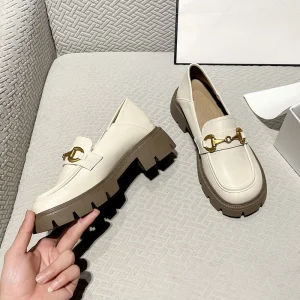 Women’s Elegant Ballet Slip-On Loafers Small Size Flat with Low Heel Horse Buckle Round Soled Leather Shoes with Inner Increase