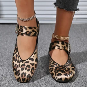 Women’s Fashion Flats for Spring Summer New Solid Color British Style Single Shoes Square Toe Heel Plus Size for Mother