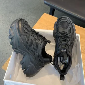 Women’s Fashionable Casual Sports Shoes with Thick Soles and Breathable Mesh Fabric for Outdoor Leisure
