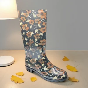 Women’s Fashionable PVC Rain Boots Anti Slip Work Boots Lightweight Waterproof for Summer Winter and Autumn