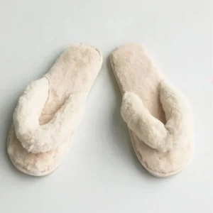 Women’s Faux Fur Fluffy Shoes Soft Warm Indoor Outdoor Flat Bottom Plush Flip Flops Spring