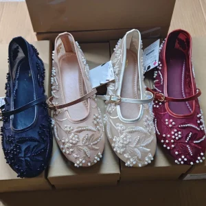 Women’s Flat Mary Jane Shoes with Embroidered Chinese Traditional Style Headpiece and White Sandals