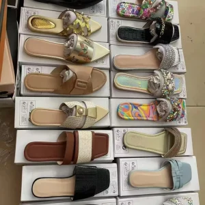 Women’s Flat Sandals Summer Fashion Large Size Ladies Slippers Beach Shoes Mixed Design Factory