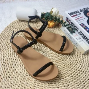 Women’s Flat Sandals and Women’s Diamond Sandals Comfortable Sandals for Travel and Street Photography