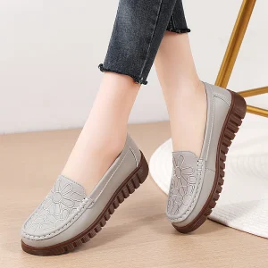 Women’s Genuine Leather Loafers Soft Sole Single Shoes Embroidered Spring Design for Autumn Casual Wear for Middle Aged Elderly