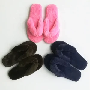 Women’s Indoor Casual Flip Flops Winter Soft Warm Fluffy Slippers with Embroidered Logo Home Slippers